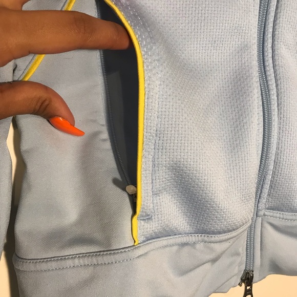 Nike Sphere Dry Jacket - Picture 2 of 4